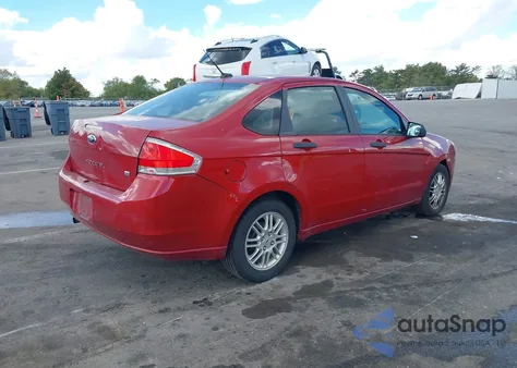 2010 Ford Focus Se z USA, uszkodzony, nr VIN 1FAHP3FN2AW106716